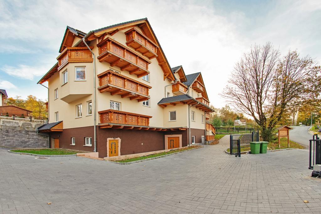 Apartamenty Sun & Snow Na Wilczej คาร์ปัตซ์ ภายนอก รูปภาพ