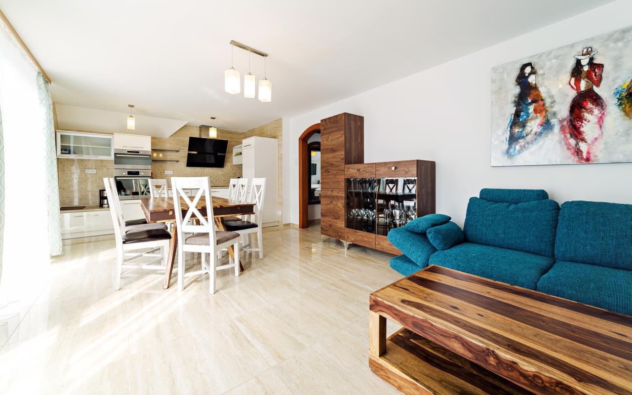 Apartamenty Sun & Snow Na Wilczej คาร์ปัตซ์ ภายนอก รูปภาพ